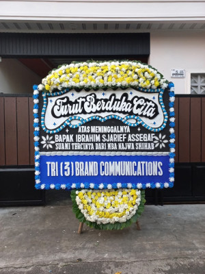 Papan Bunga Duka di Talang Semut